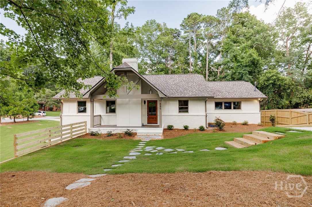 685 Pinecrest Drive