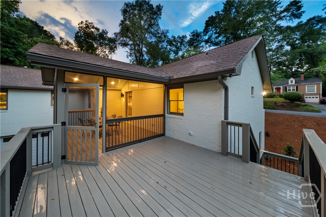685 Pinecrest Drive