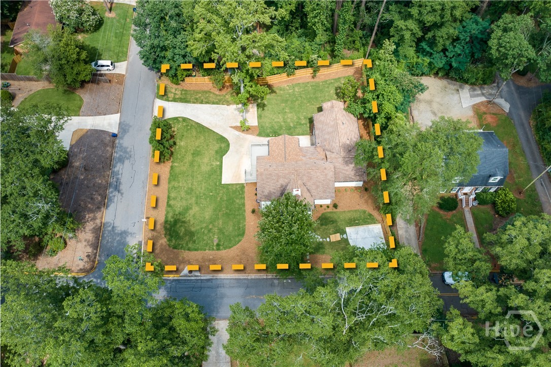 685 Pinecrest Drive
