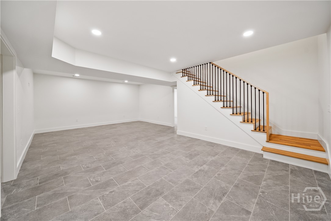 685 Pinecrest Drive