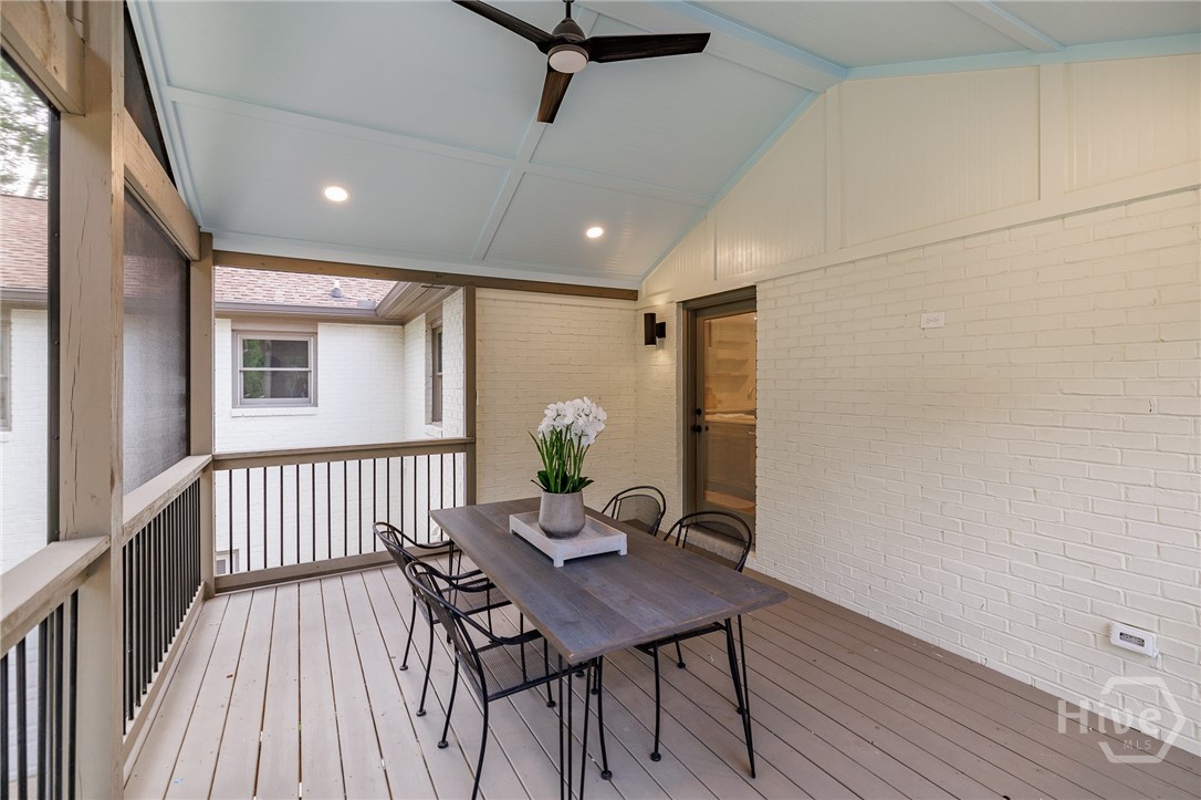 685 Pinecrest Drive