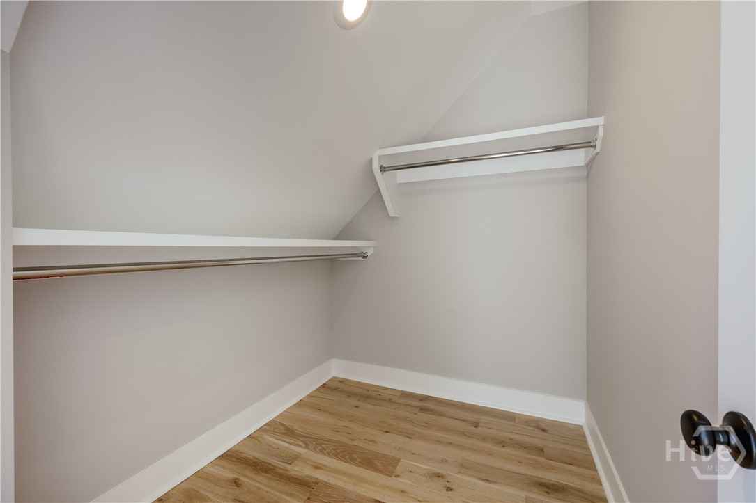 213 Highpointe Lane