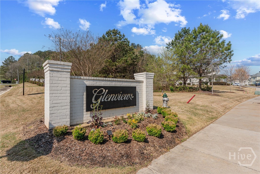 213 Highpointe Lane
