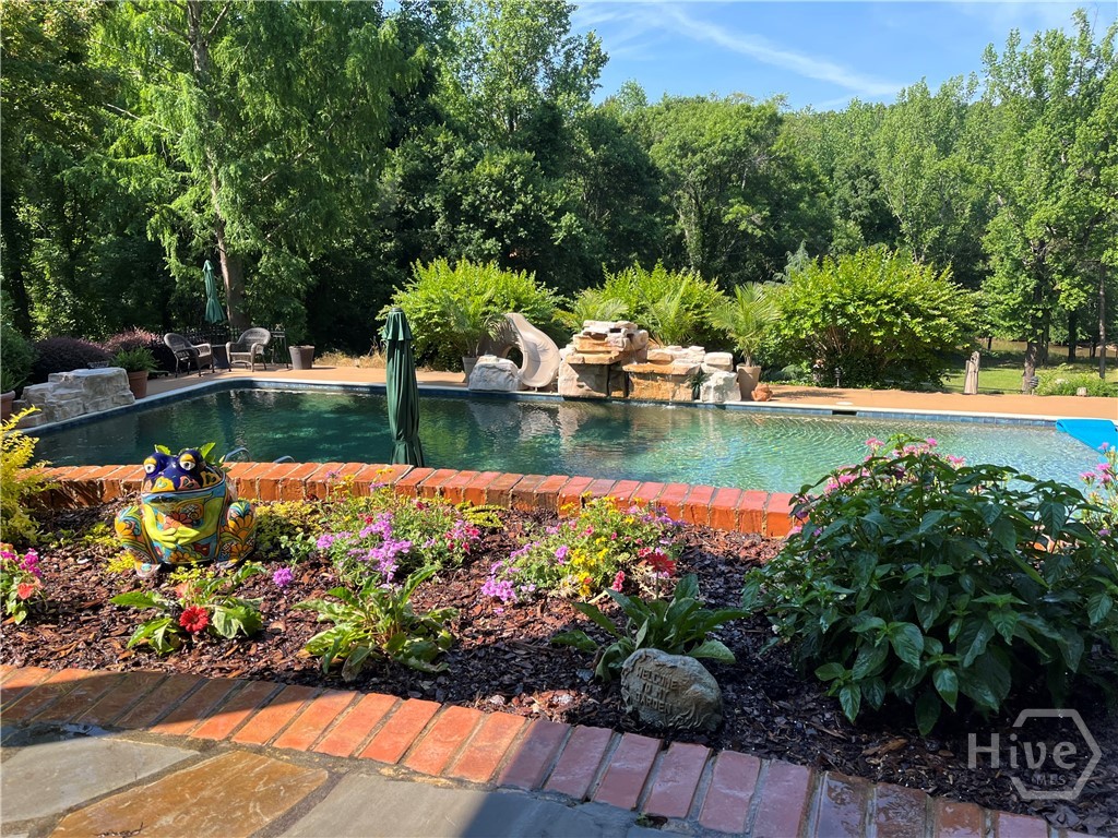 255 Plum Nelly Road