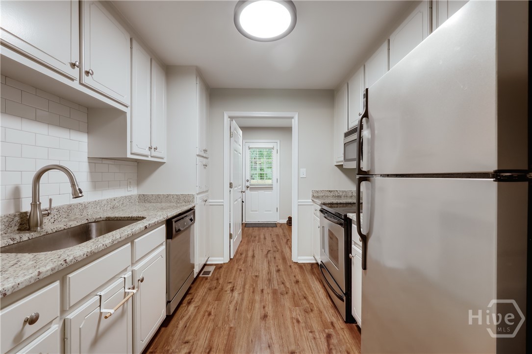 2054 Jana Lane
