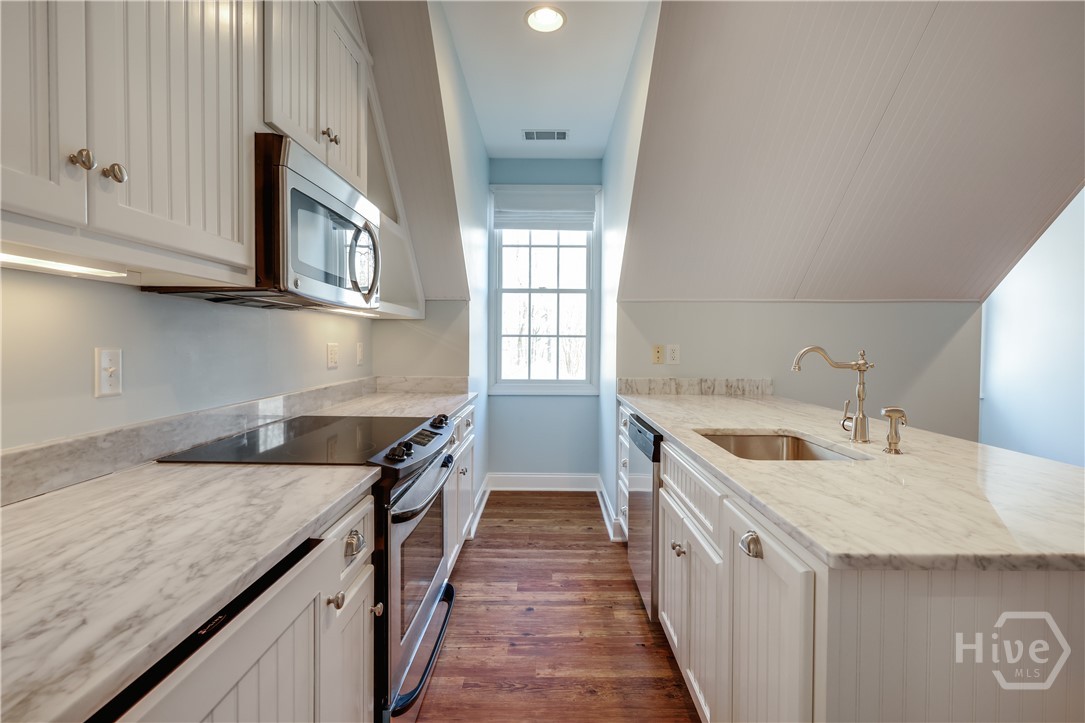 108 Chickadee Court