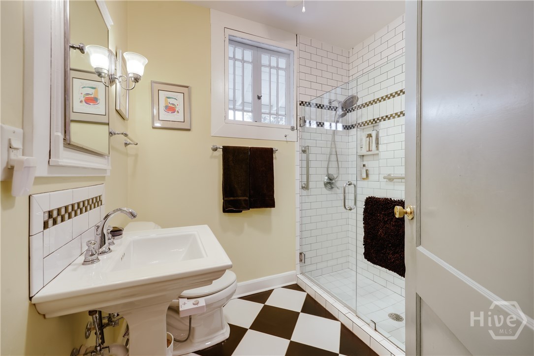 362 W Cloverhurst Avenue