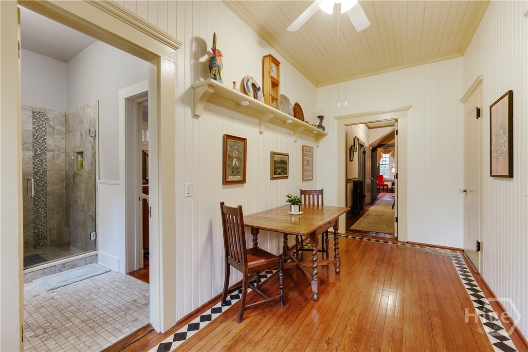 362 W Cloverhurst Avenue