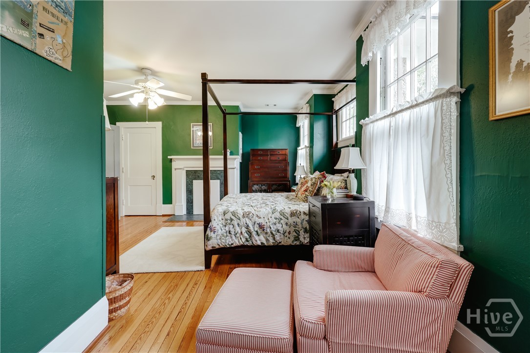 362 W Cloverhurst Avenue