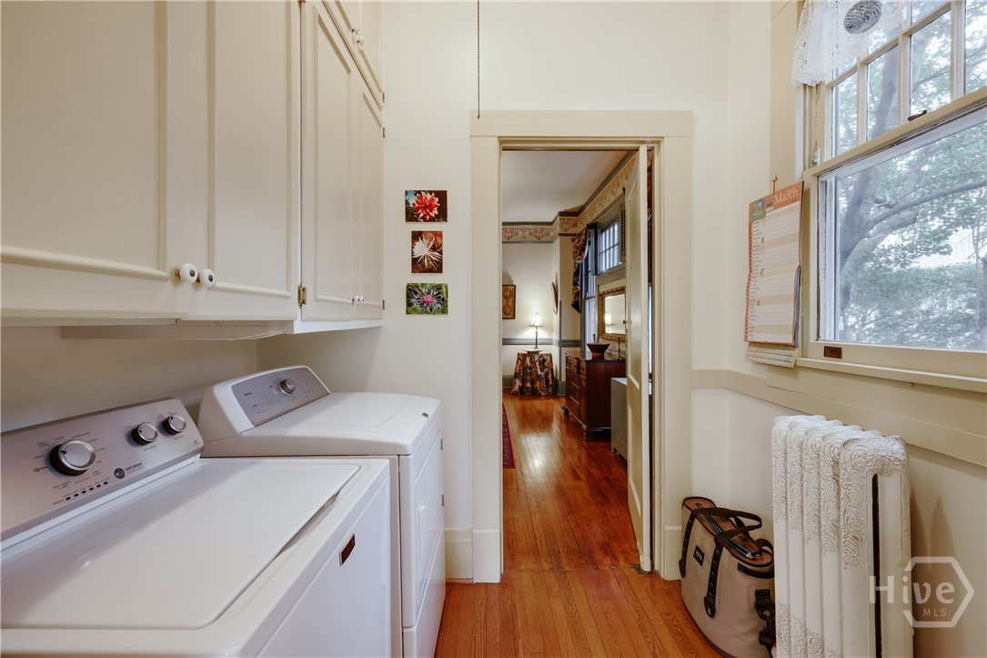 362 W Cloverhurst Avenue