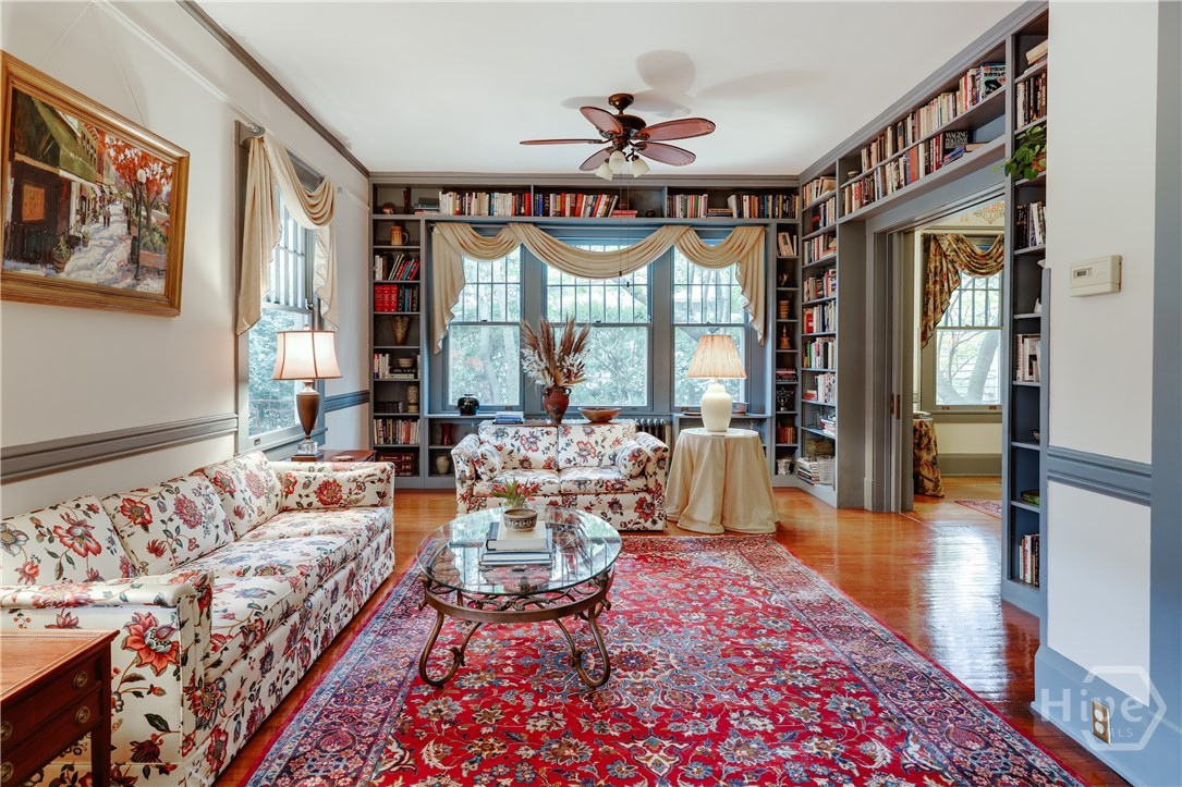 362 W Cloverhurst Avenue