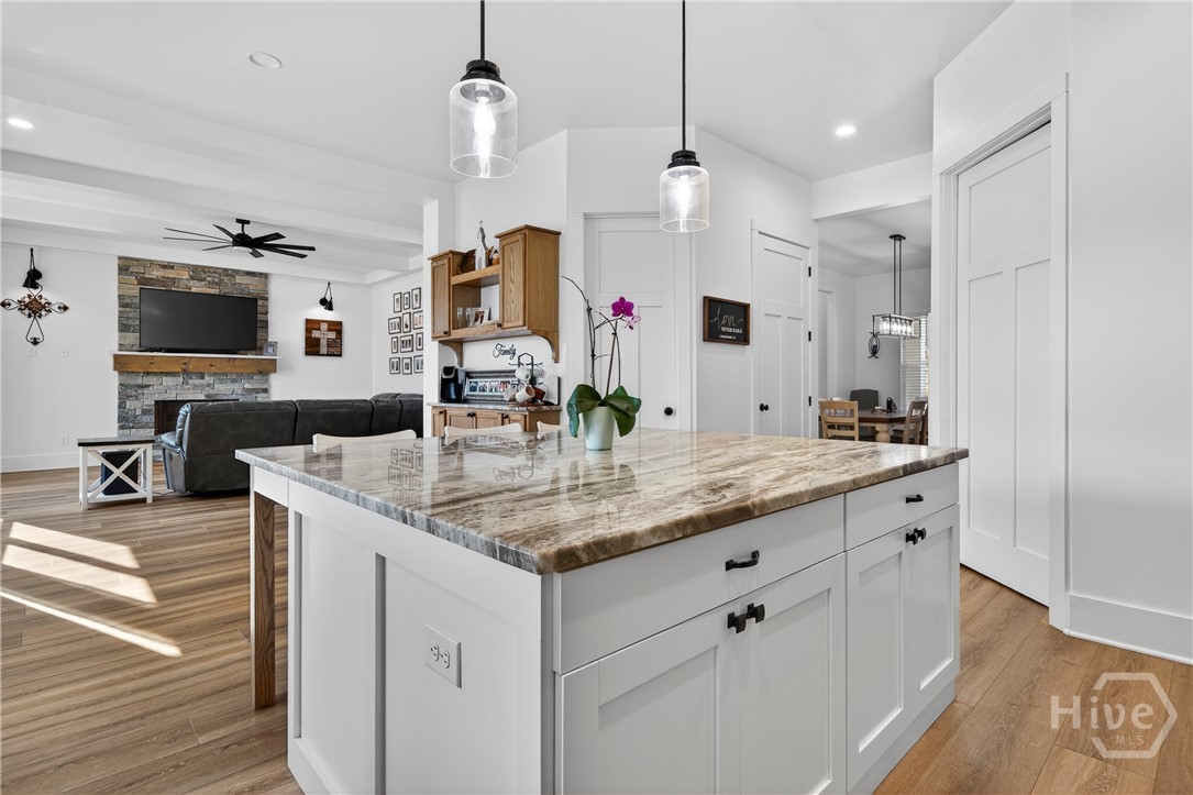 1901 Sugar Creek Trail