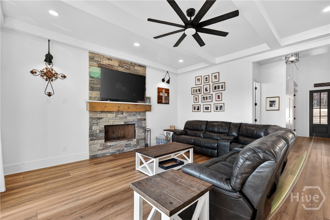 1901 Sugar Creek Trail