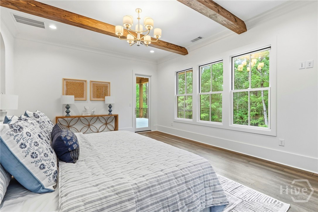 1040 Parrotts Cove