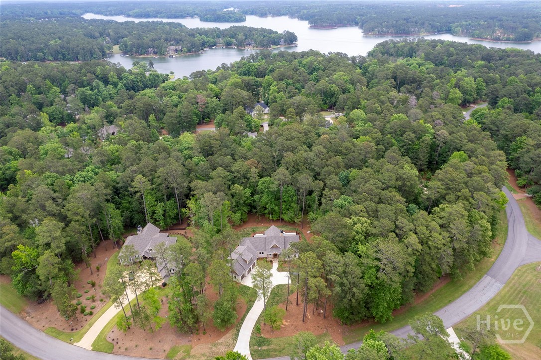 1040 Parrotts Cove