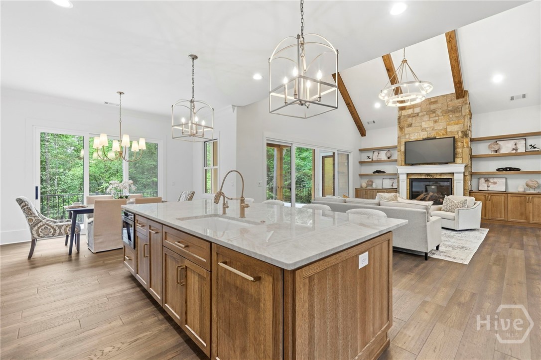 1040 Parrotts Cove