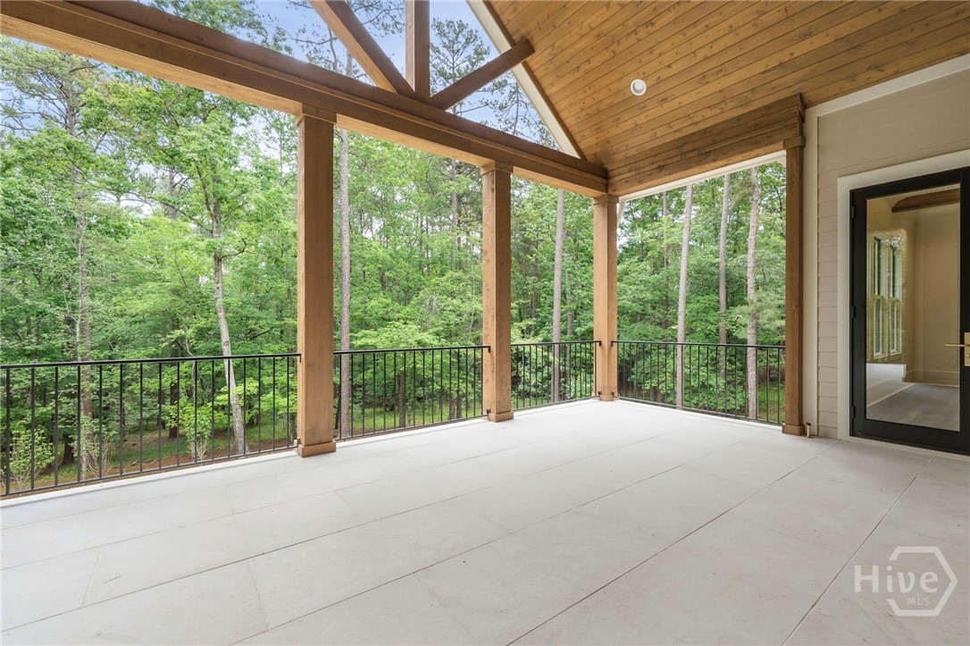 1040 Parrotts Cove