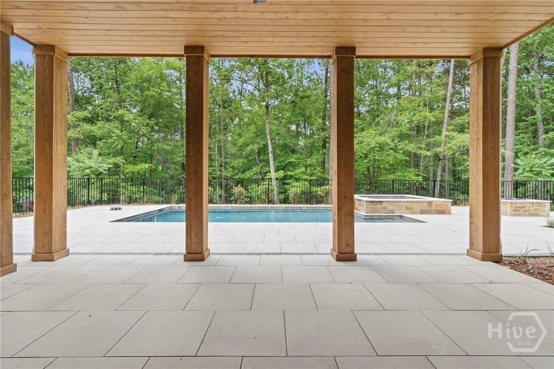 1040 Parrotts Cove