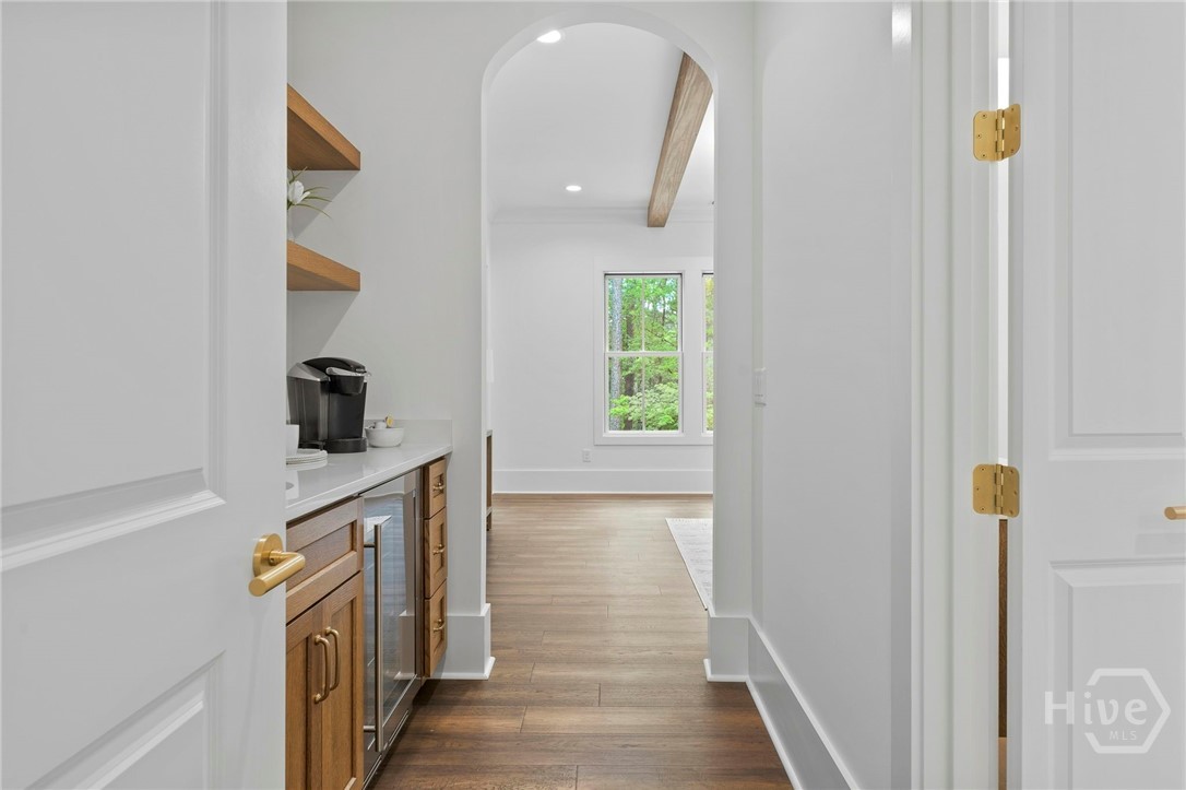 1040 Parrotts Cove
