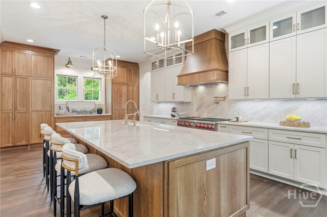 1040 Parrotts Cove