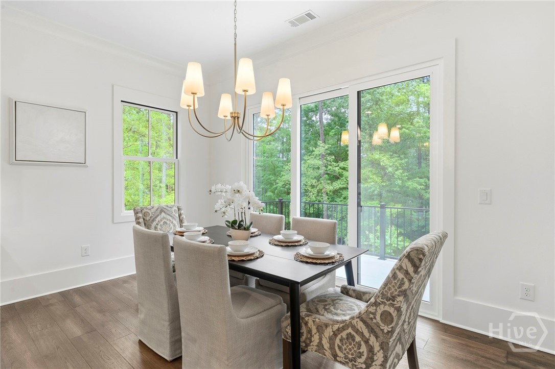 1040 Parrotts Cove