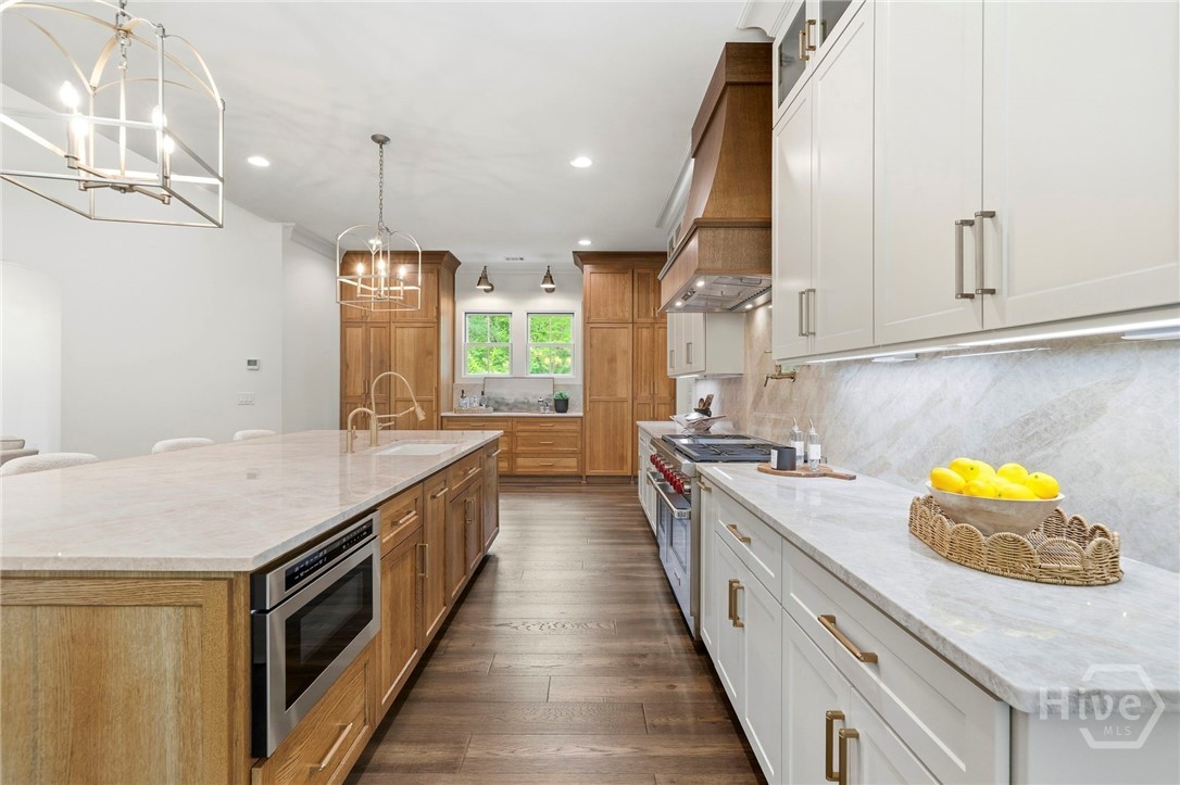 1040 Parrotts Cove
