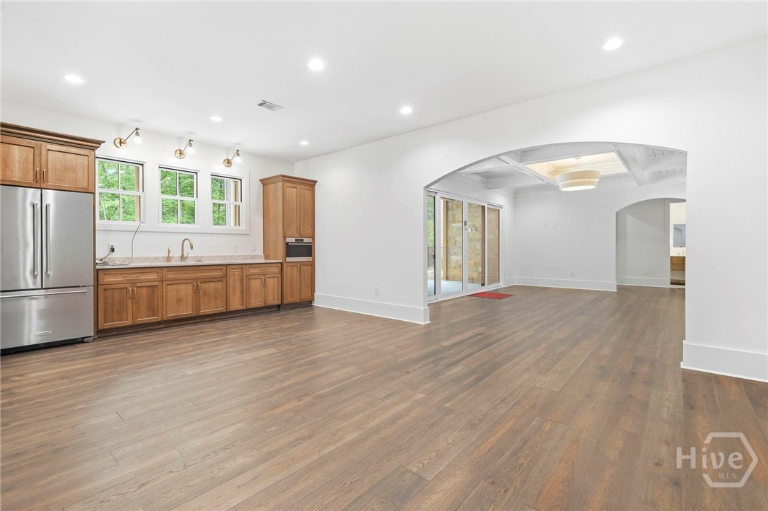 1040 Parrotts Cove