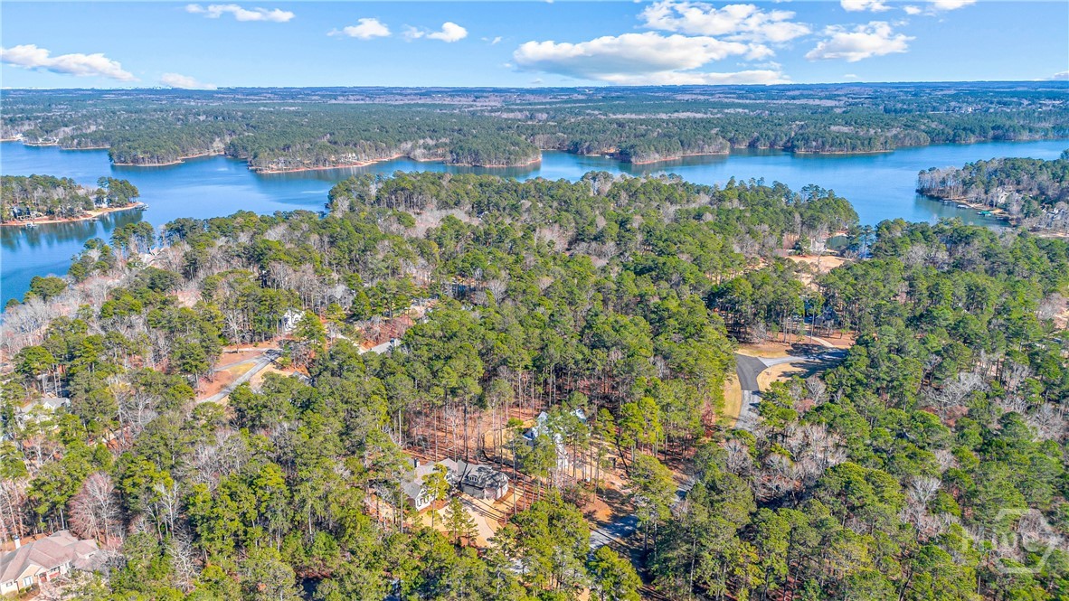 1040 Parrotts Cove