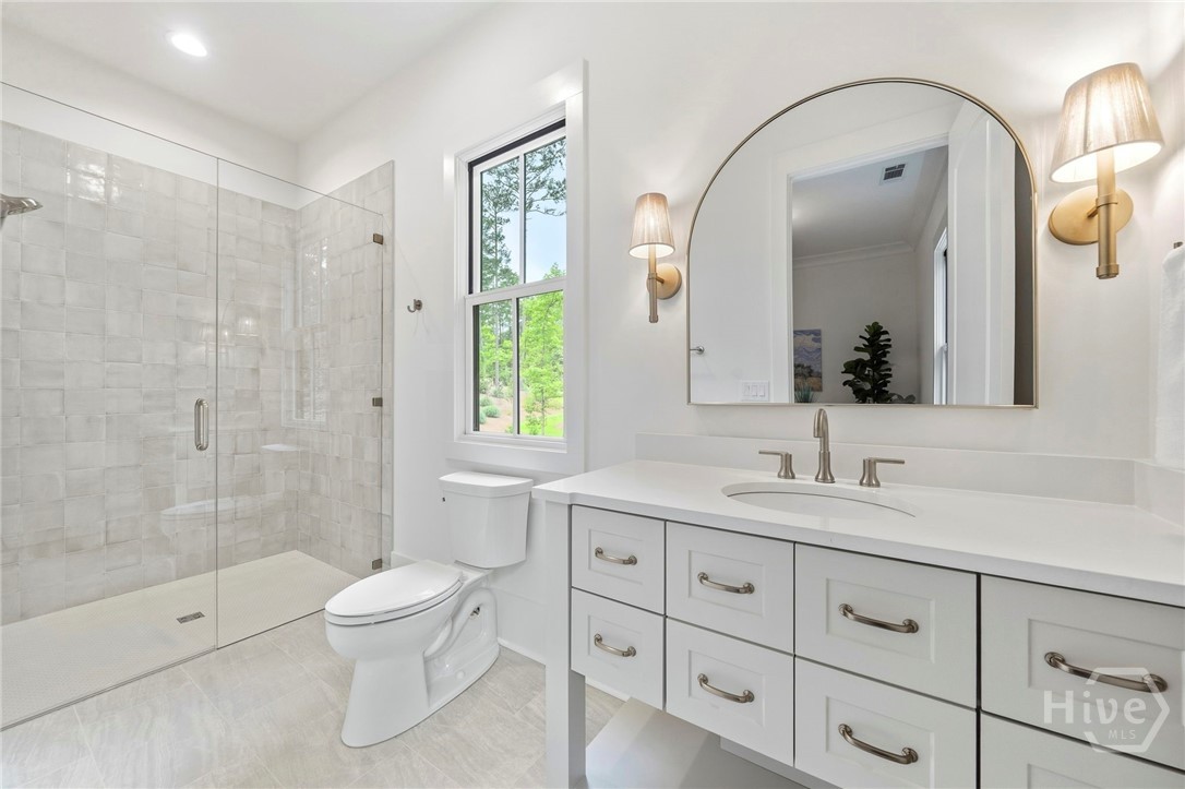 1040 Parrotts Cove