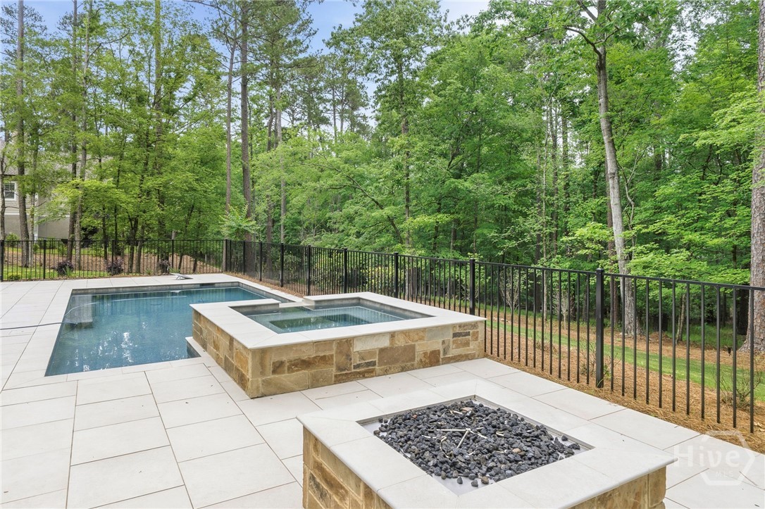 1040 Parrotts Cove