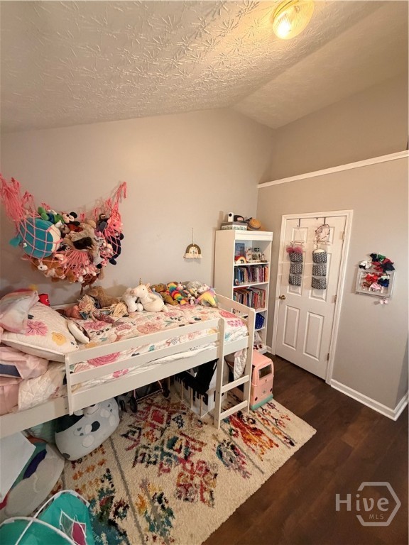 207 Wisteria Way