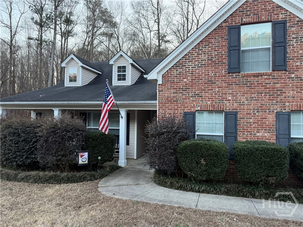 207 Wisteria Way