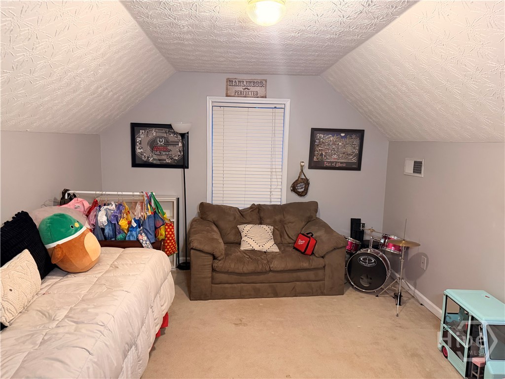 207 Wisteria Way