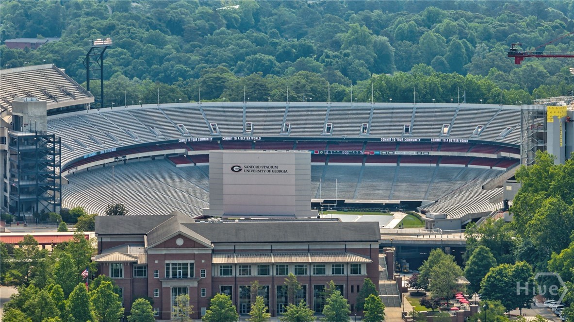 494 Baxter Street 22