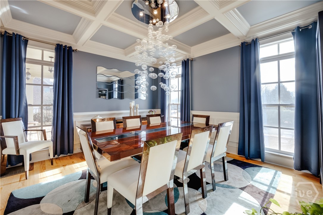 2041 Lakewood Manor Drive