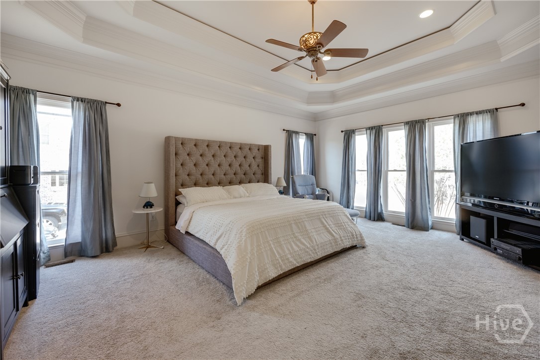 2041 Lakewood Manor Drive