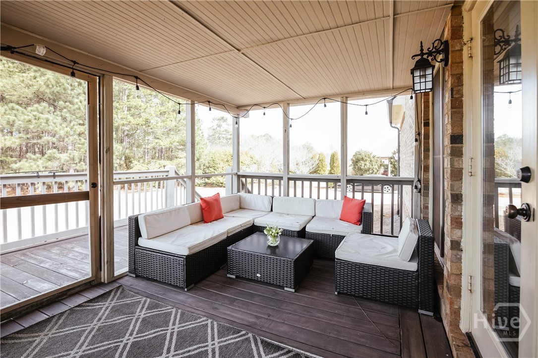 2041 Lakewood Manor Drive