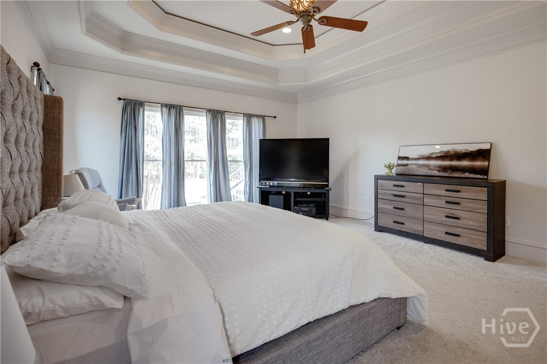 2041 Lakewood Manor Drive