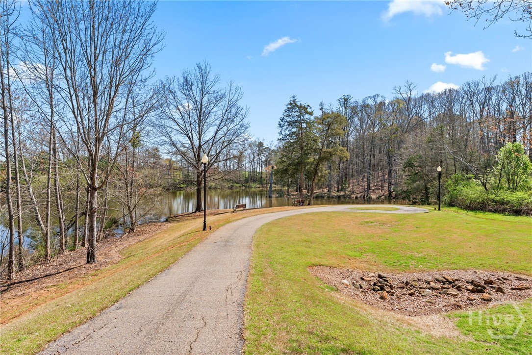 2041 Lakewood Manor Drive