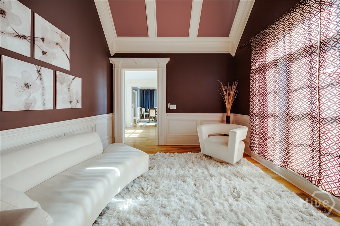 2041 Lakewood Manor Drive