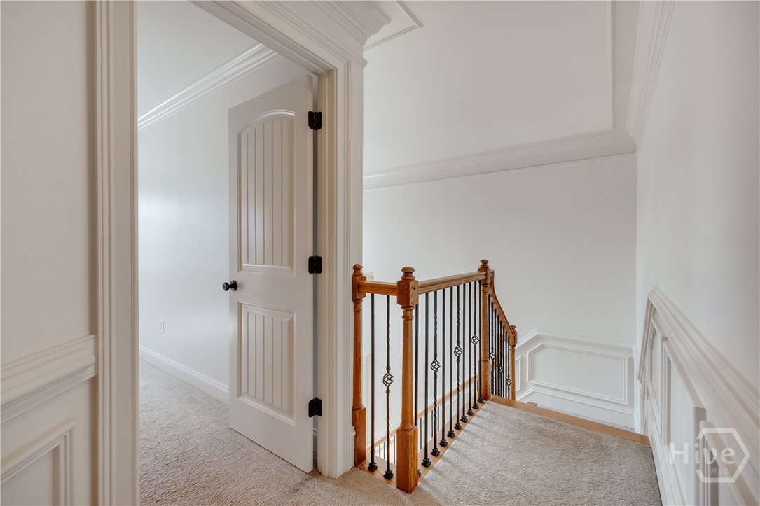 2041 Lakewood Manor Drive