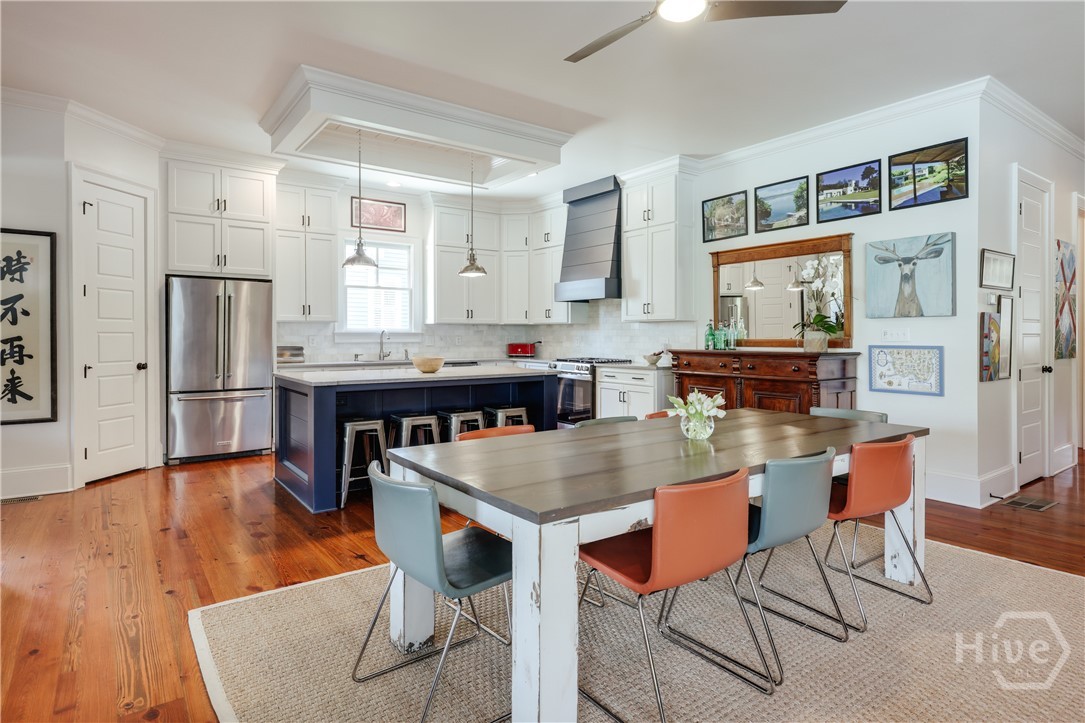 338 Springdale Street