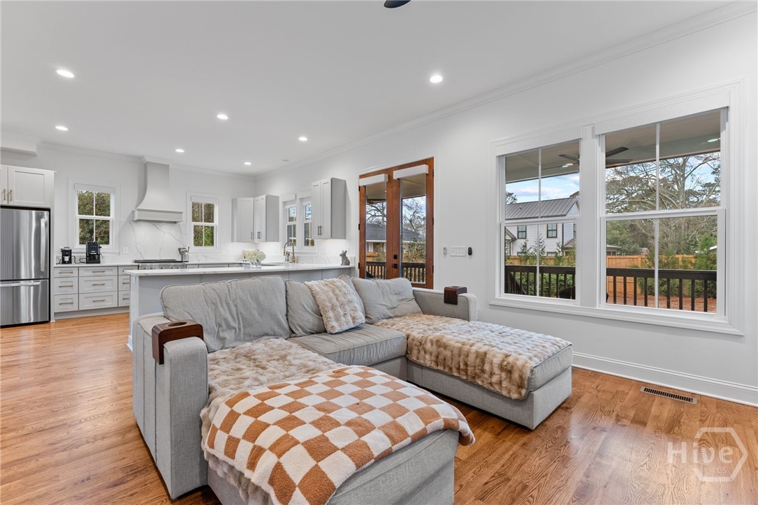 189 Glenhaven Avenue