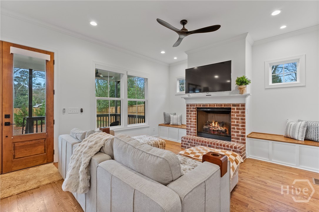 189 Glenhaven Avenue