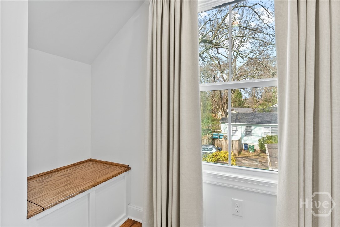 189 Glenhaven Avenue