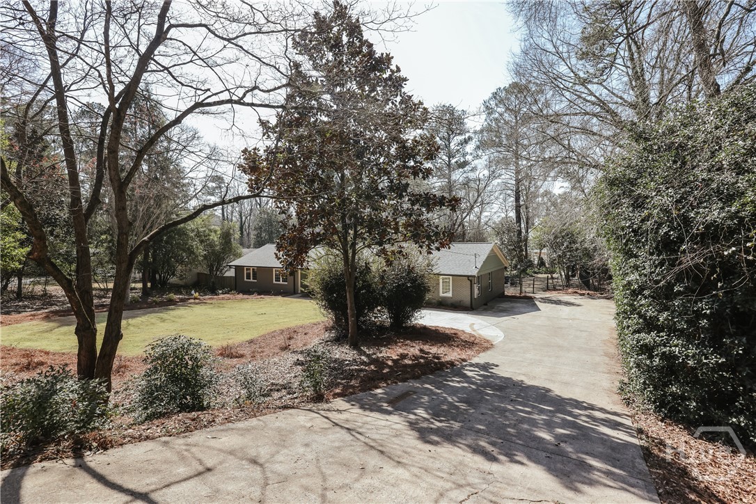 665 West Lake Drive