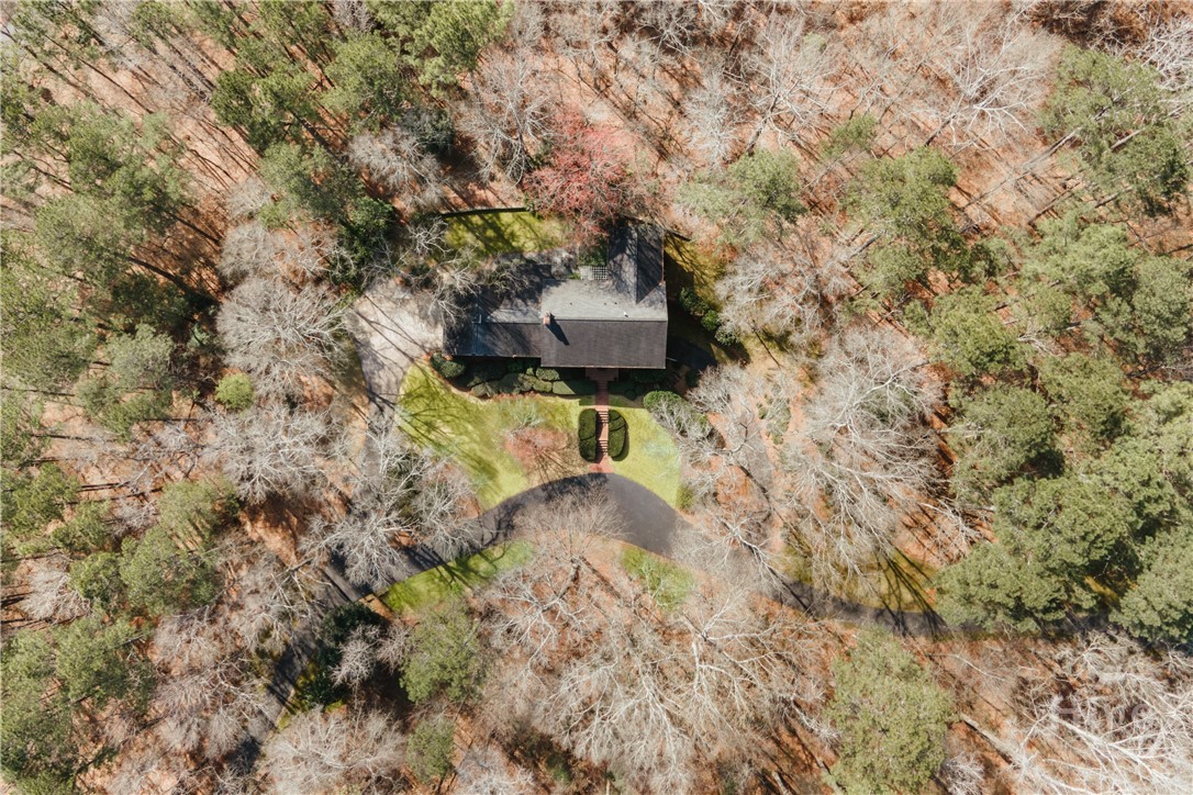 1611 Crystal Hills Drive