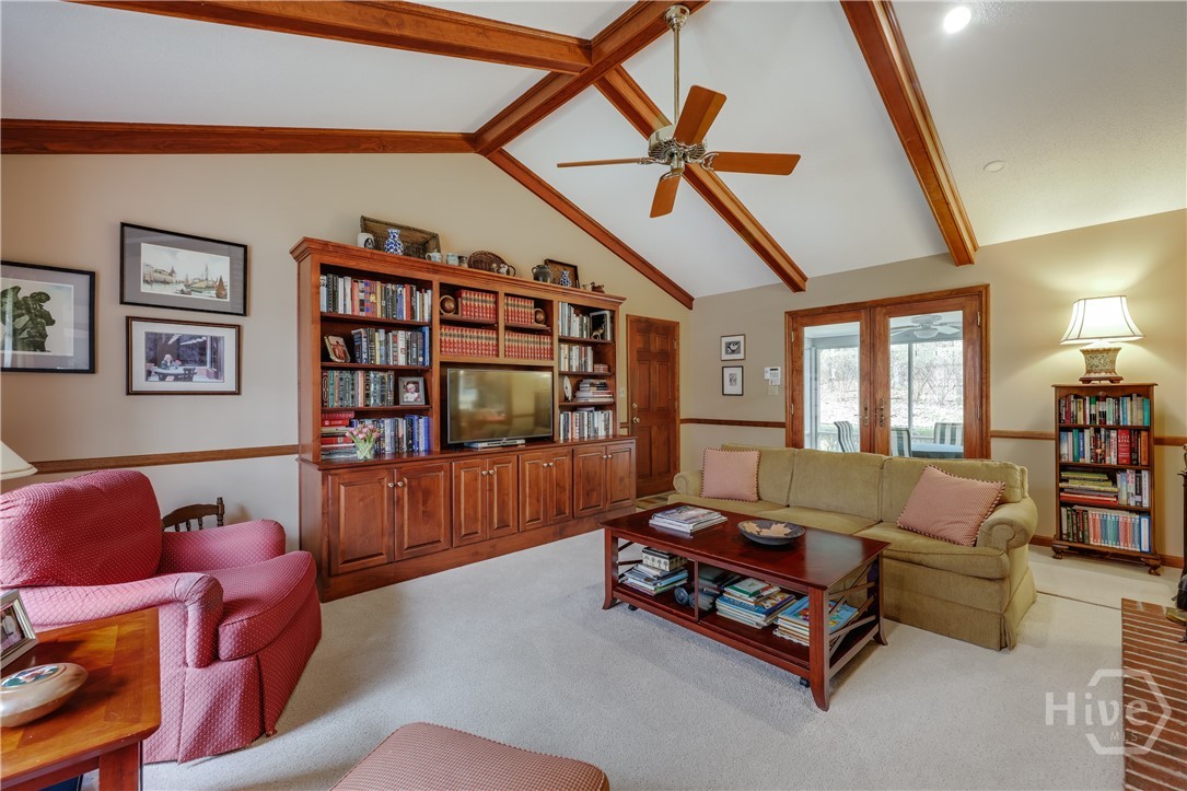 1611 Crystal Hills Drive