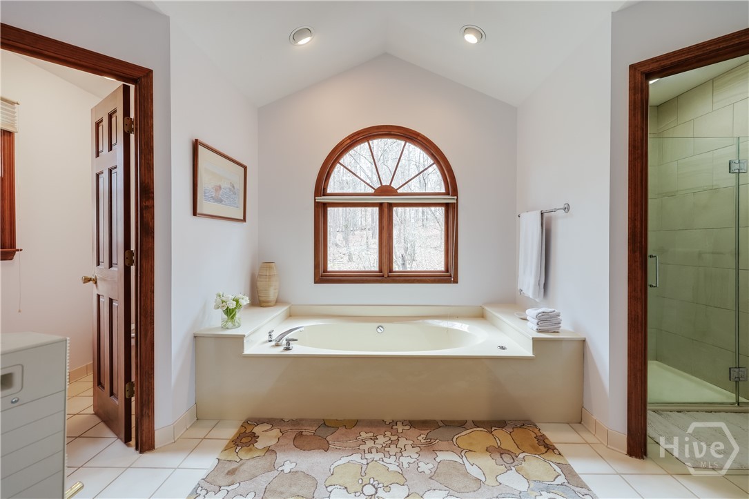 1611 Crystal Hills Drive