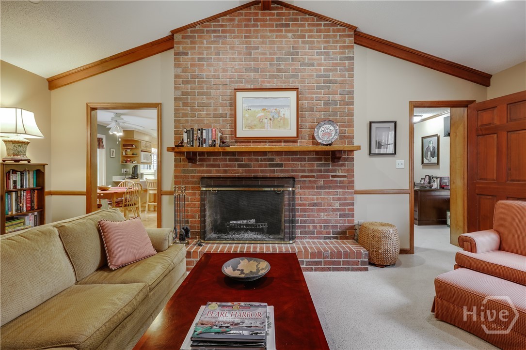 1611 Crystal Hills Drive